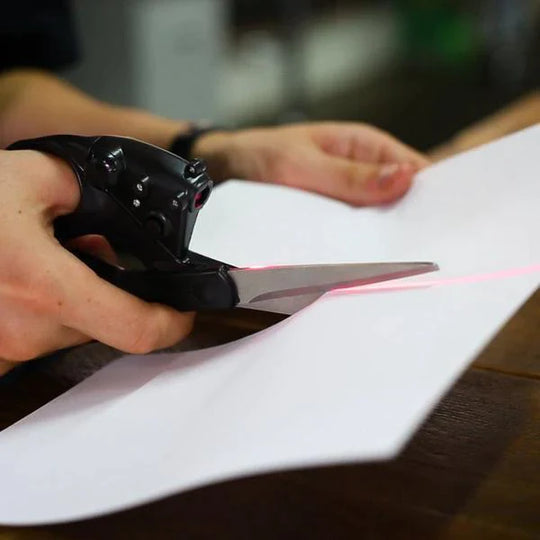 LaserTrim™ Laser-Schere