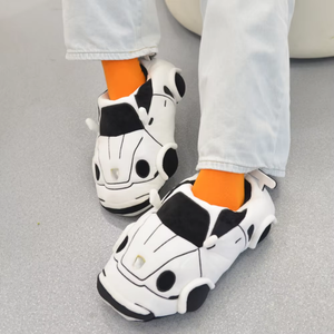 CozyToes™ Plüschschuhe in Autoform