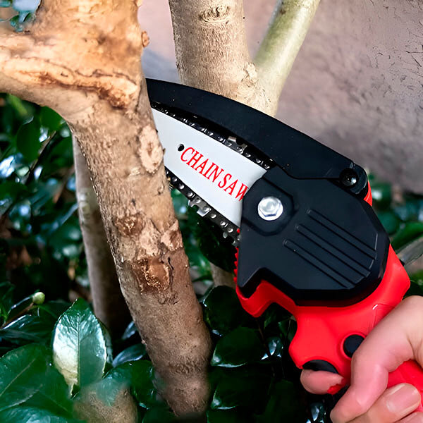 VoltStrike™ - Elektrische Handsäge