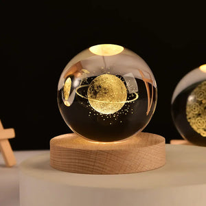 LumoGlobe™ 3D Graviertes Universum Lampe