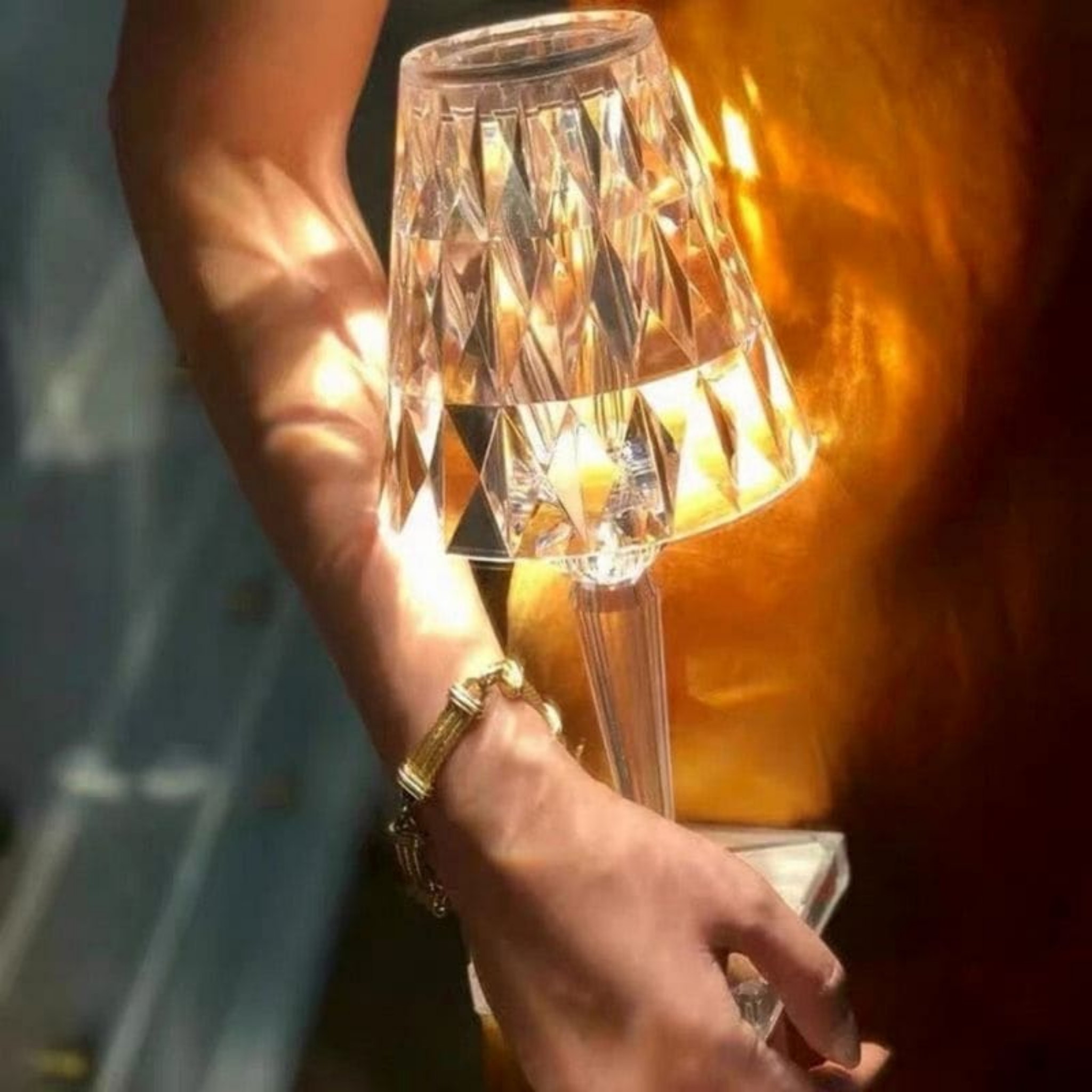 LightUp™ Acryl Wiederaufladbare Kristall-Tischlampe