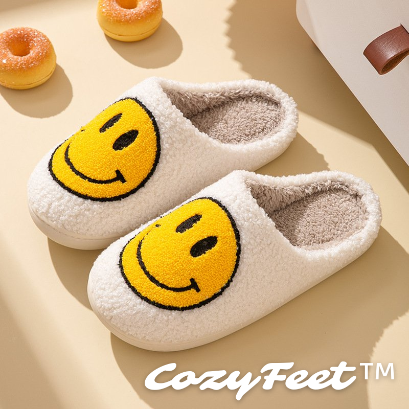 CozyFeet™ - Smiley Kuschelige Hausschuhe