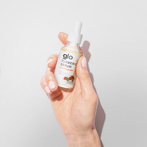 Glo™ Kurkuma Serum zur Korrektur dunkler Flecken (1+1 GRATIS)