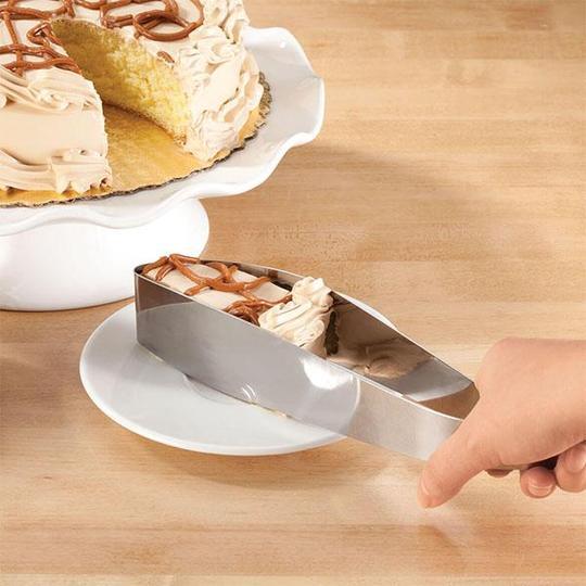 Cake Serve™ Kuchenschneider aus Edelstahl (1+1 gratis!)