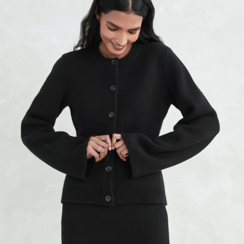 DreamDrape™ - Ultra-weiche Strickjacke mit Knopfleiste