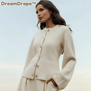 DreamDrape™ - Ultra-weiche Strickjacke mit Knopfleiste